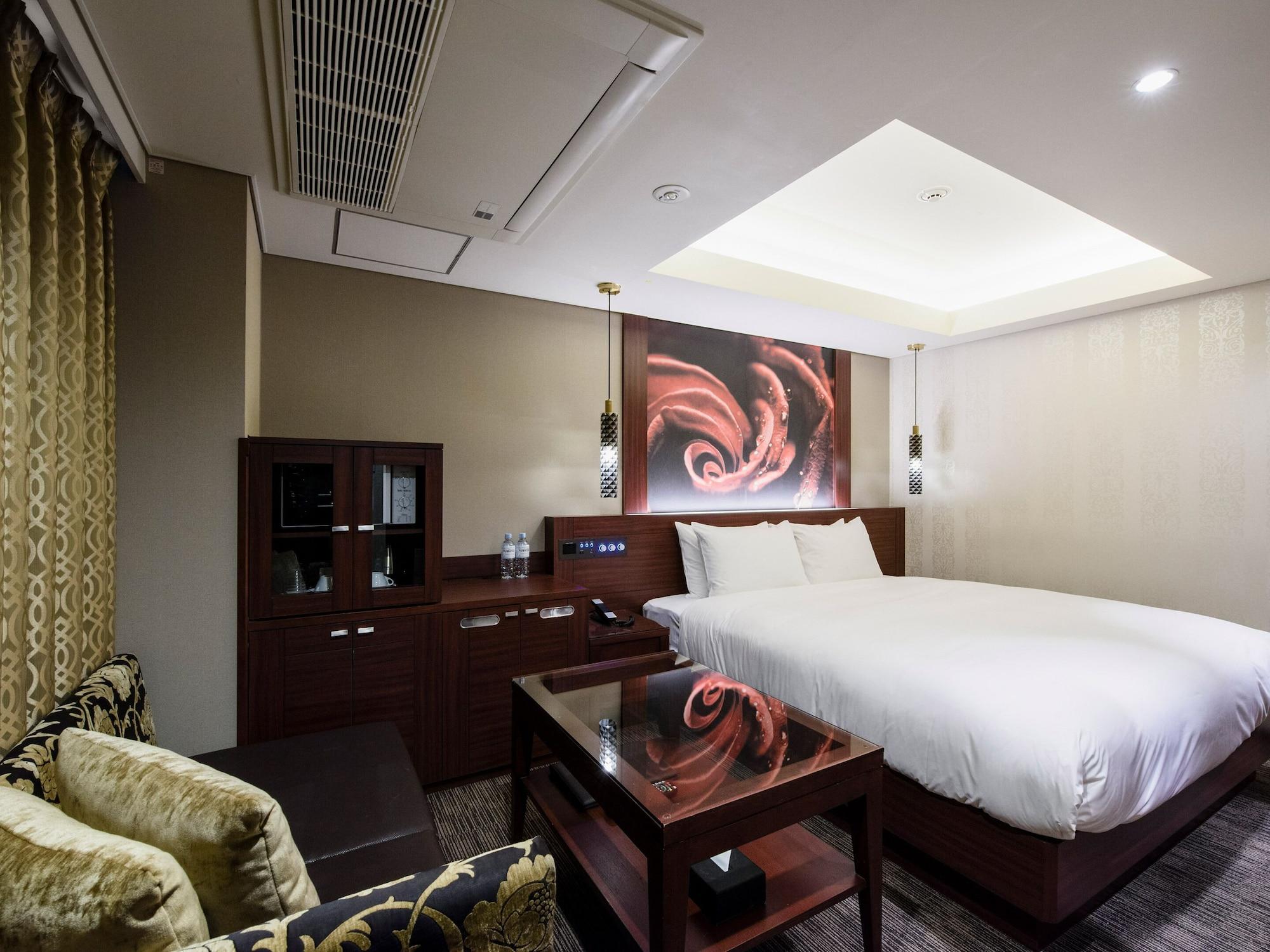 Meguroholic Hotel Tokyo Eksteriør bilde